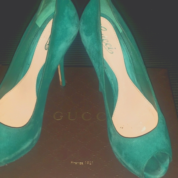 Scamasciato - Indian Jade Heels